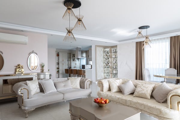 Decorating Themes