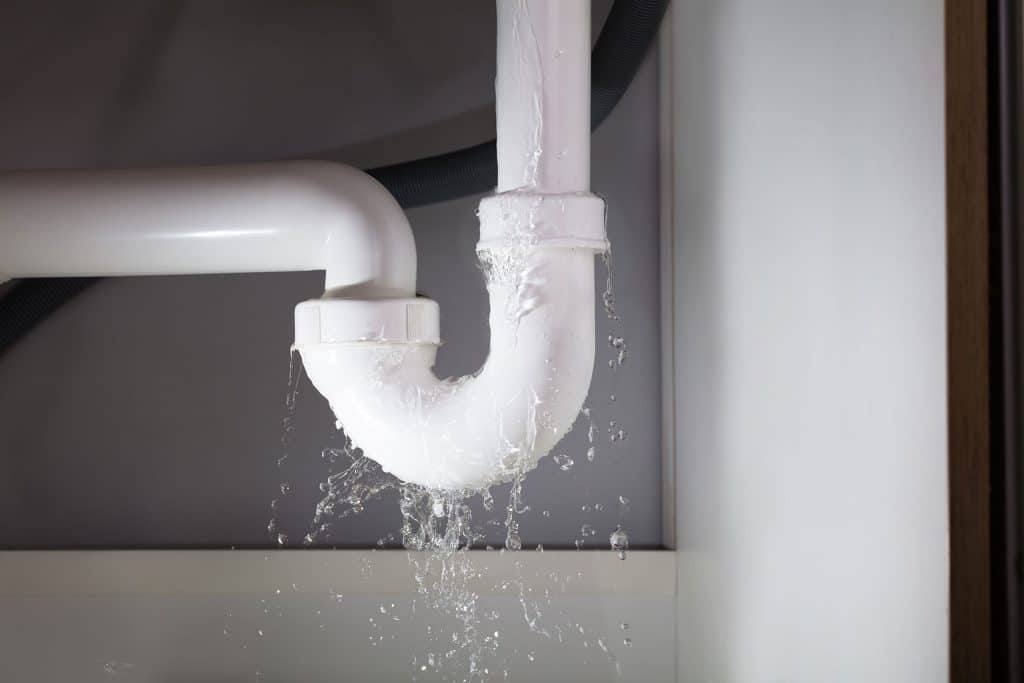 Signs You Need To Update Your Plumbing Fixtures
